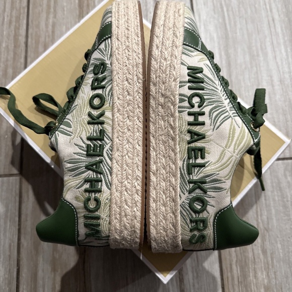 Michael Kors Poppy Palm Jacquard Espadrille Sneaker Size 9.5